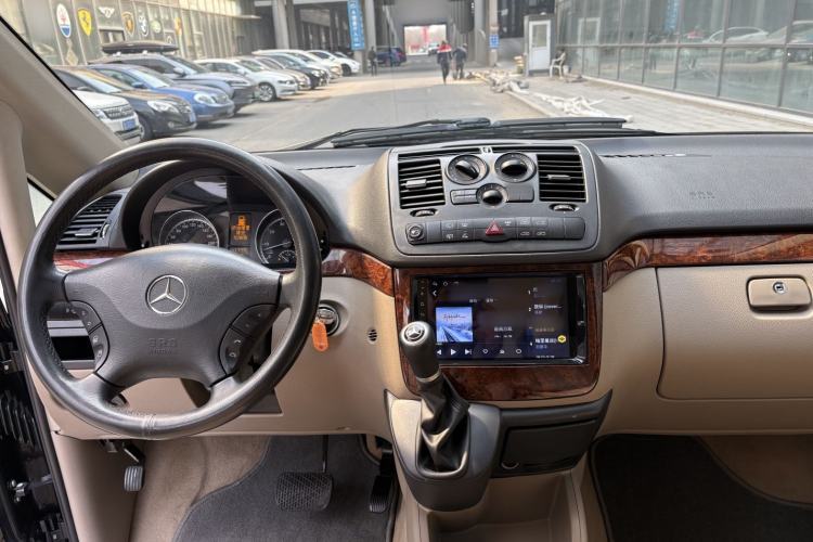 Used Mercedes-Benz Viano 2013 3.0L Comfort Edition Interior 1