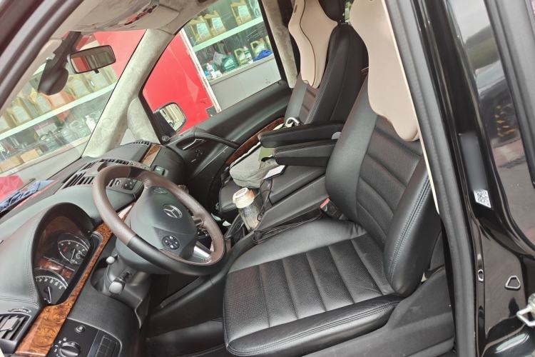 Used Mercedes-Benz Viano 2013 3.5L Haoci version Left Front Seat