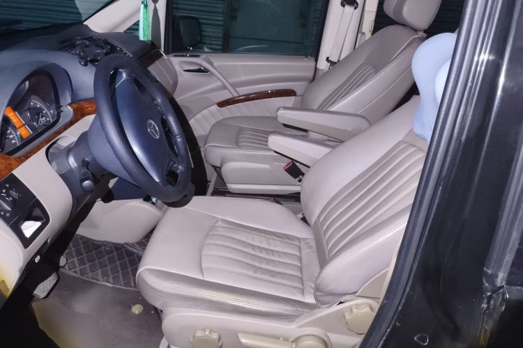 Used Mercedes-Benz Viano 2013 3.0L Comfort Edition Left Front Seat