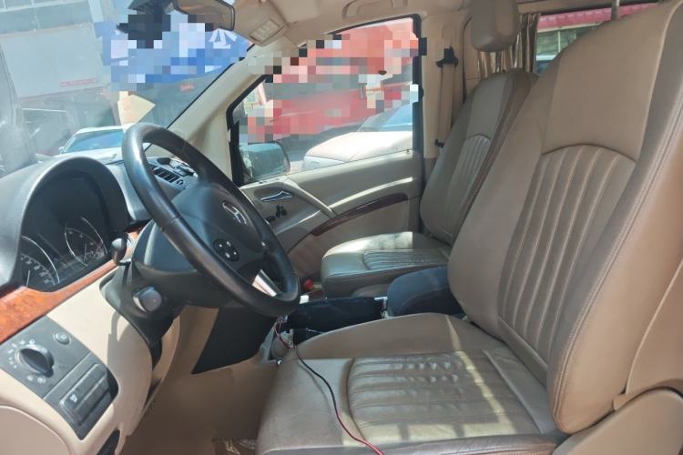 Used Mercedes-Benz Viano 2013 3.0L Navigator Edition Left Front Seat