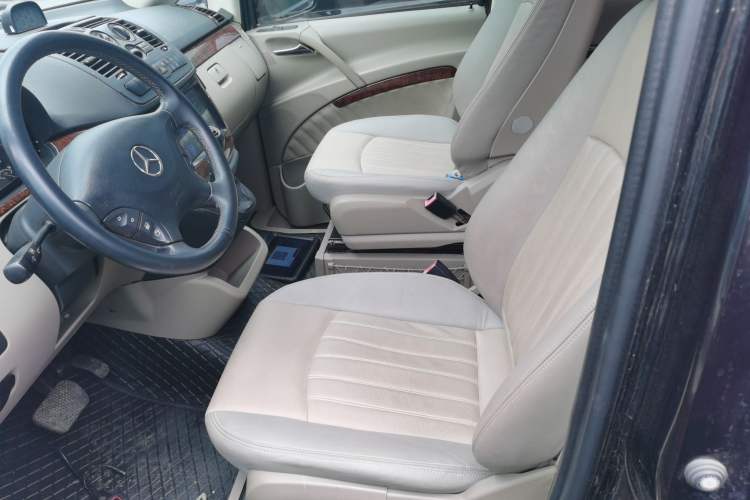 Used Mercedes-Benz Viano 2013 3.0L Comfort Edition Left Front Seat