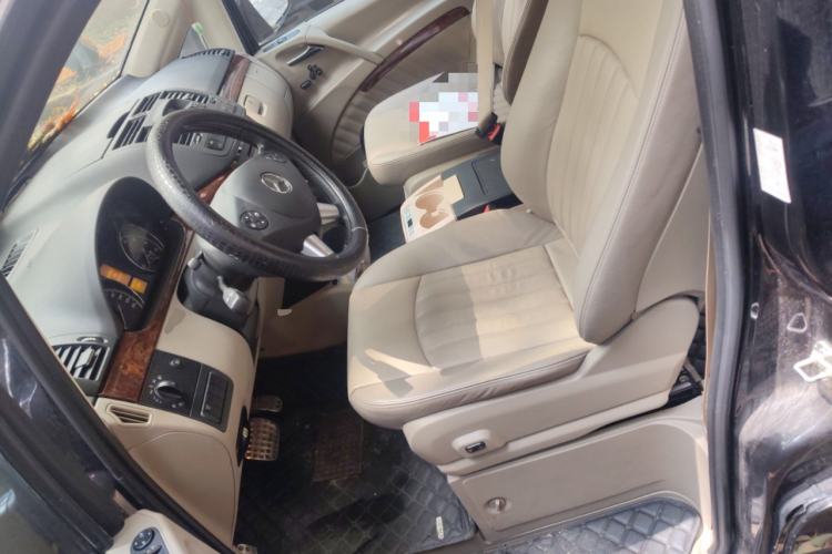 Used Mercedes-Benz Viano 2013 3.0L Navigator Edition Left Front Seat