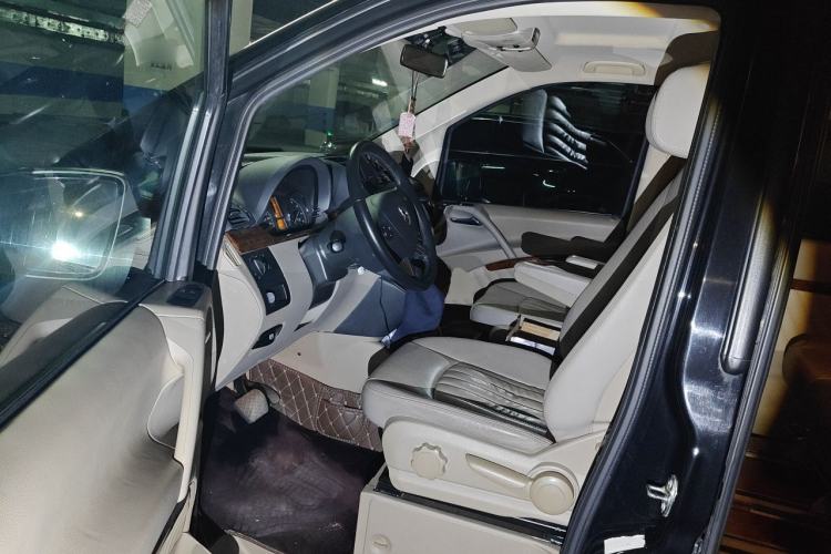 Used Mercedes-Benz Viano 2013 3.0L Comfort Edition Left Front Seat