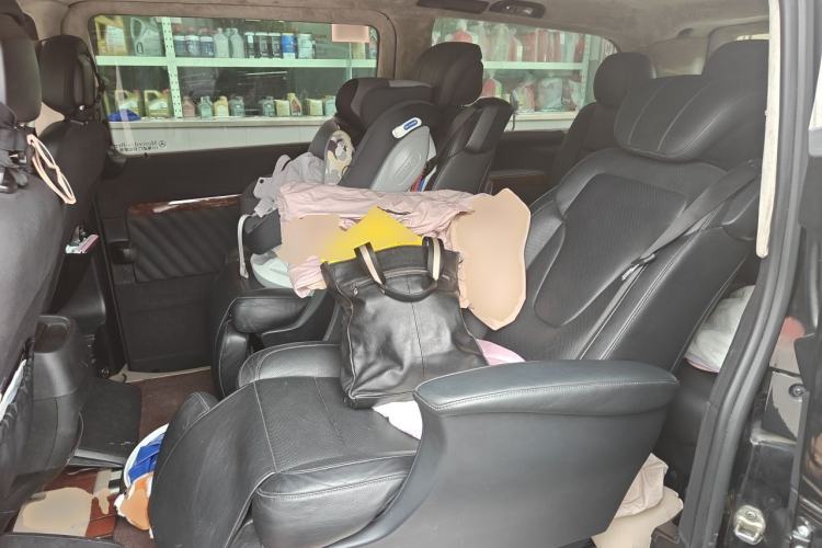 Used Mercedes-Benz Viano 2013 3.5L Haoci version Left Rear Seat