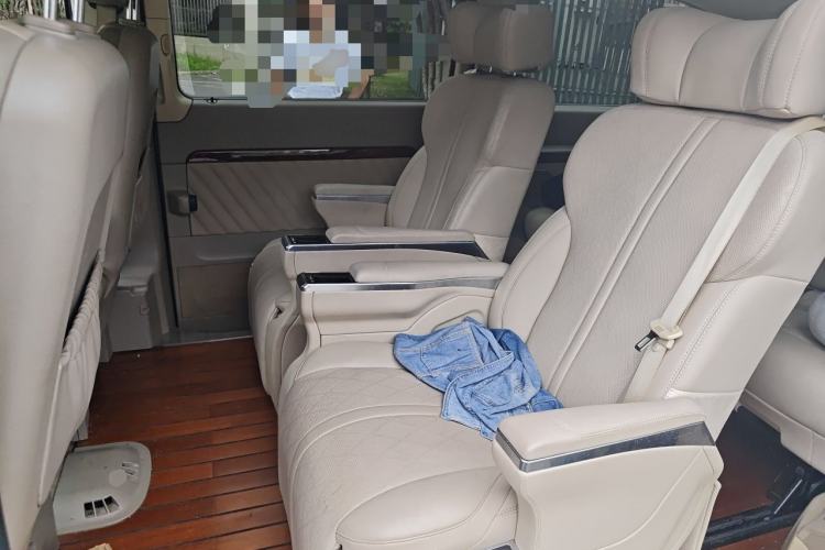 Used Mercedes-Benz Viano 2013 3.0L Navigator Edition Left Rear Seat