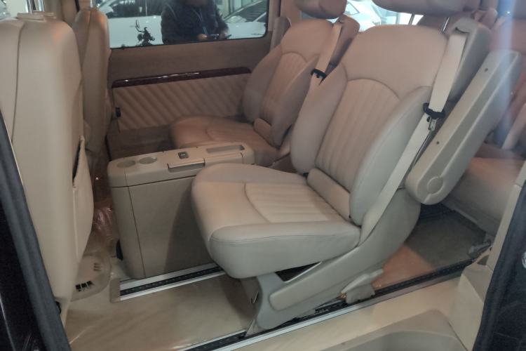 Used Mercedes-Benz Viano 2013 3.0L Navigator Edition Left Rear Seat