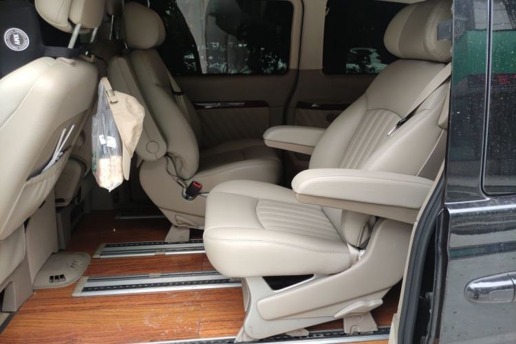 Used Mercedes-Benz Viano 2013 3.0L Navigator Edition Left Rear Seat