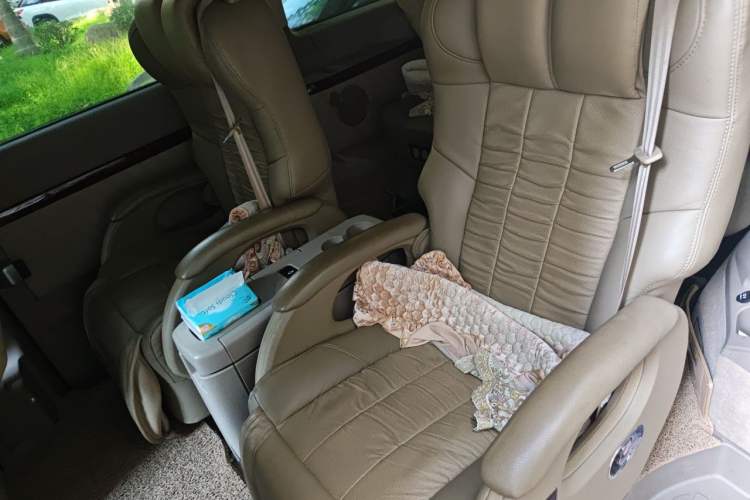 Used Mercedes-Benz Viano 2013 3.0L Navigator Edition Left Rear Seat