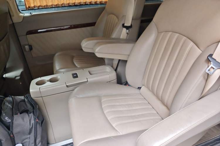 Used Mercedes-Benz Viano 2013 3.0L Navigator Edition Left Rear Seat