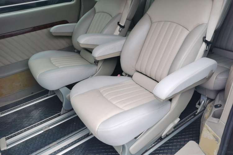 Used Mercedes-Benz Viano 2013 3.0L Comfort Edition Left Rear Seat