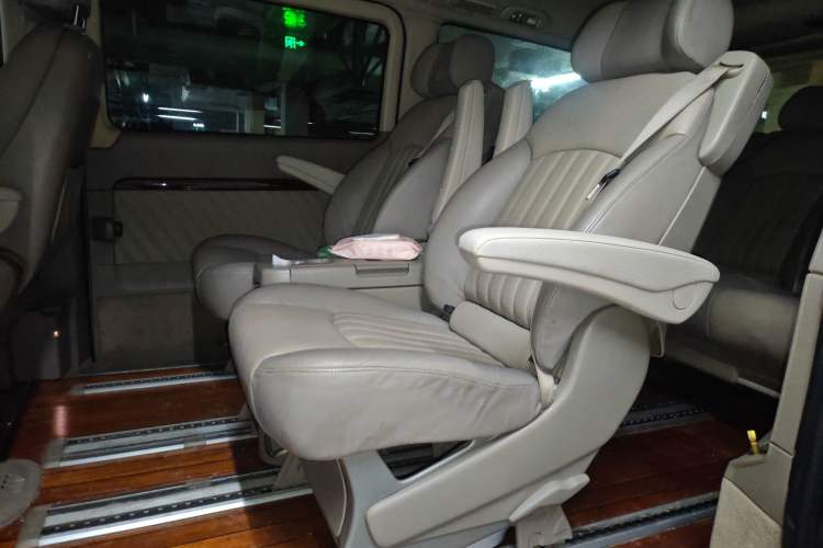Used Mercedes-Benz Viano 2013 3.0L Navigator Edition Left Rear Seat