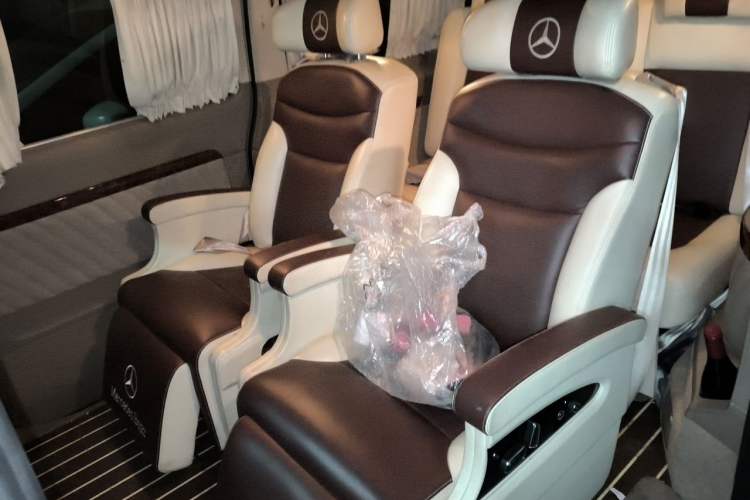 Used Mercedes-Benz Viano 2013 3.0L Navigator Edition Left Rear Seat