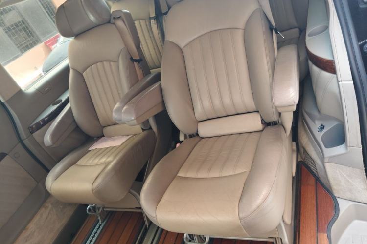 Used Mercedes-Benz Viano 2013 3.0L Hospitality Edition Left Rear Seat