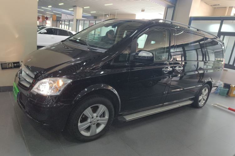 Used Mercedes-Benz Viano 2013 3.0L Navigator Edition Left Side