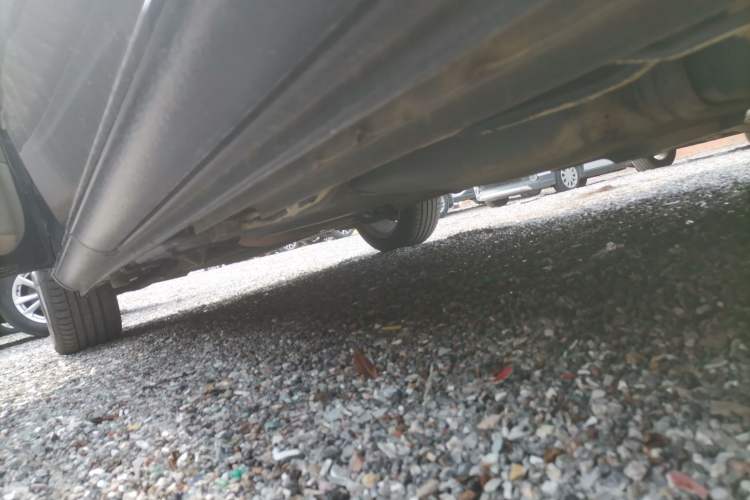 Used Mercedes-Benz Viano 2013 3.0L Comfort Edition Left Side Sill