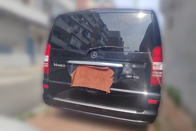 Used Mercedes-Benz Viano 2013 3.0L Comfort Edition Rear