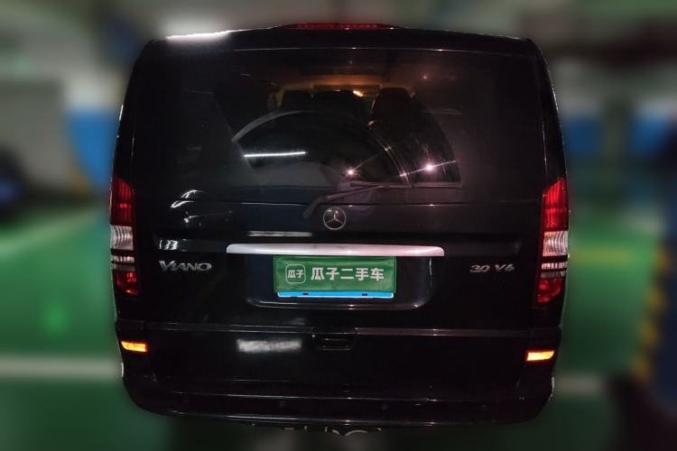 Used Mercedes-Benz Viano 2013 3.0L Comfort Edition Rear