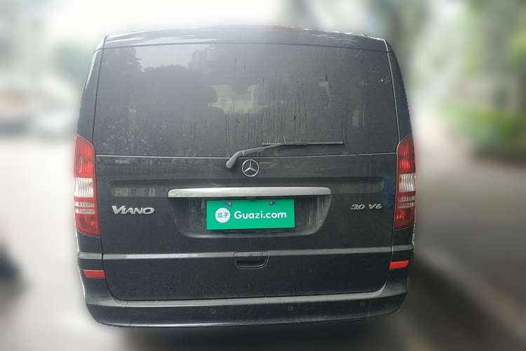 Used Mercedes-Benz Viano 2013 3.0L Navigator Edition Rear