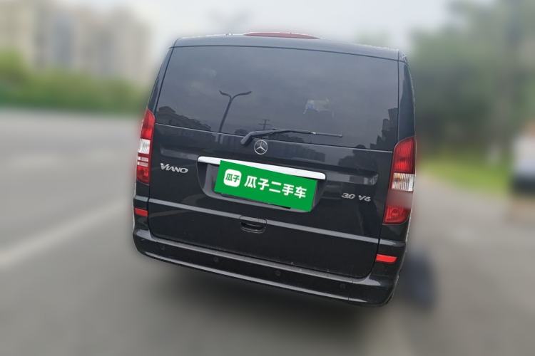 Used Mercedes-Benz Viano 2013 3.0L Navigator Edition Rear