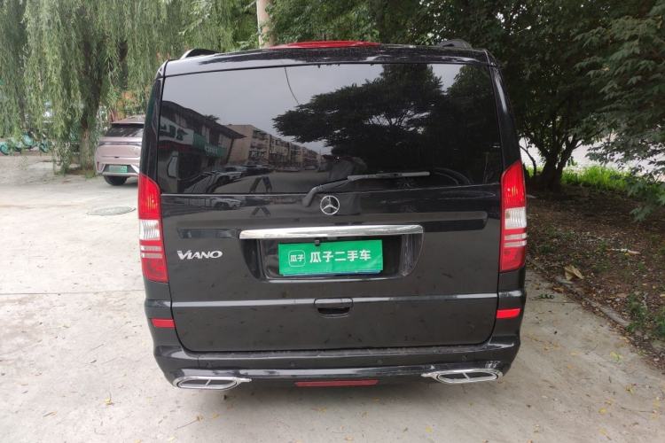 Used Mercedes-Benz Viano 2013 3.0L Navigator Edition Rear
