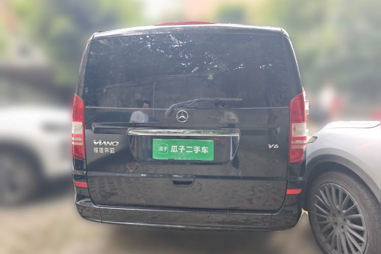 Used Mercedes-Benz Viano 2013 3.0L Navigator Edition Rear