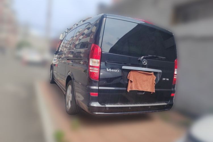 Used Mercedes-Benz Viano 2013 3.0L Comfort Edition Rear Left 45 Deg