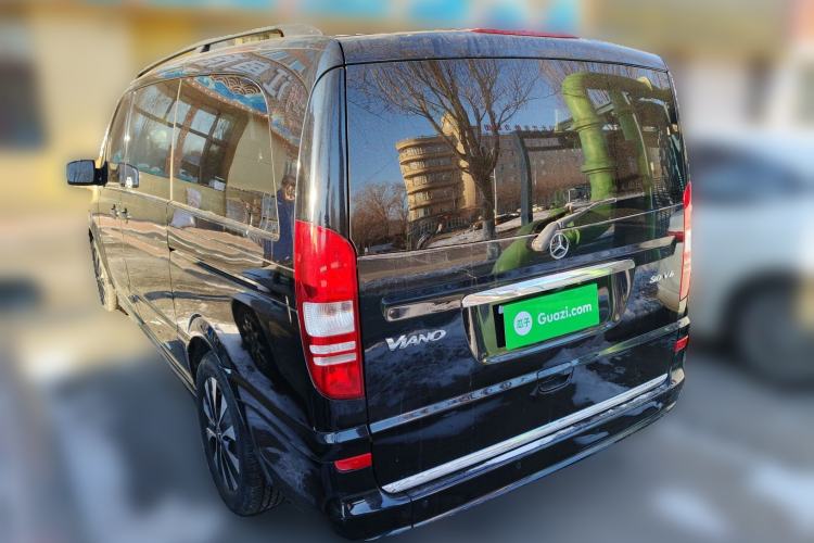 Used Mercedes-Benz Viano 2013 3.0L Navigator Edition Rear Left 45 Deg