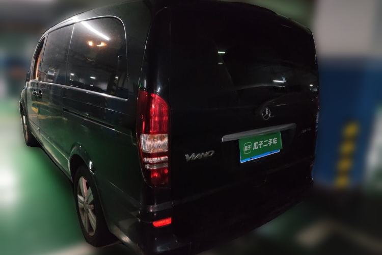 Used Mercedes-Benz Viano 2013 3.0L Comfort Edition Rear Left 45 Deg