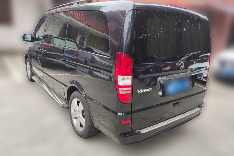Used Mercedes-Benz Viano 2013 3.0L Comfort Edition Rear Left 45 Deg