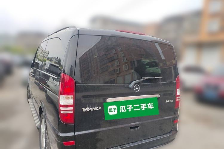 Used Mercedes-Benz Viano 2013 3.0L Hospitality Edition Rear Left 45 Deg