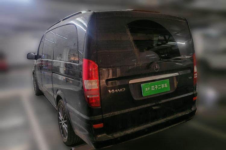 Used Mercedes-Benz Viano 2013 3.0L Navigator Edition Rear Left 45 Deg