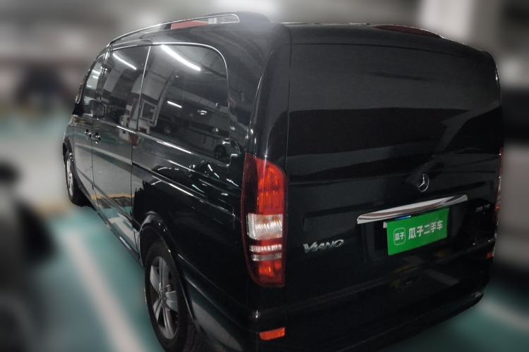 Used Mercedes-Benz Viano 2013 3.0L Navigator Edition Rear Left 45 Deg
