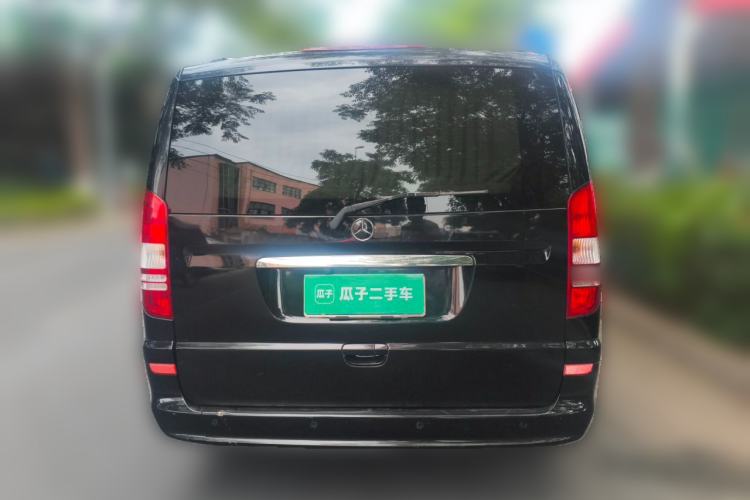 Used Mercedes-Benz Viano 2013 3.0L Comfort Edition Rear
