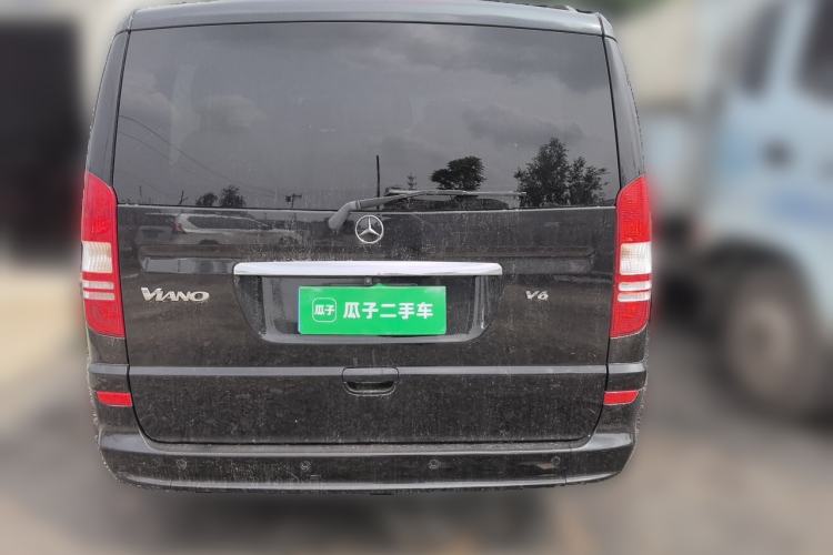 Used Mercedes-Benz Viano 2013 3.0L Comfort Edition Rear