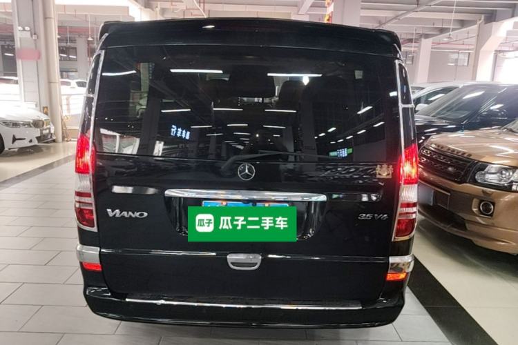 Used Mercedes-Benz Viano 2013 3.0L Comfort Edition Rear