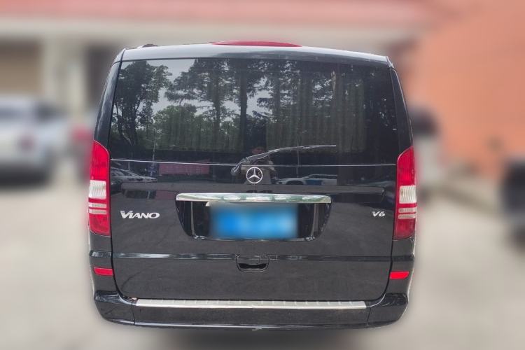 Used Mercedes-Benz Viano 2013 3.0L Comfort Edition Rear