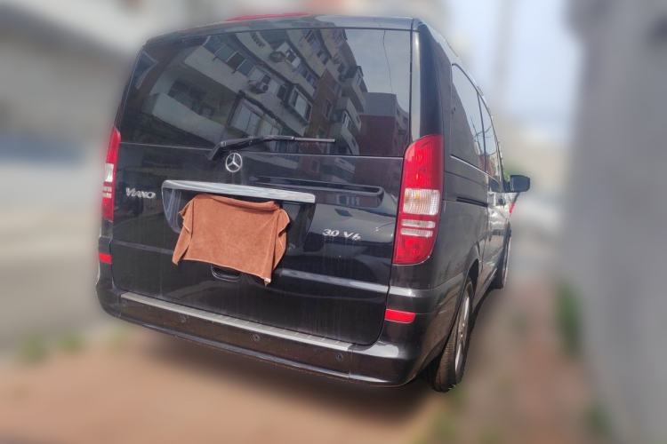 Used Mercedes-Benz Viano 2013 3.0L Comfort Edition Rear Right 45 Deg