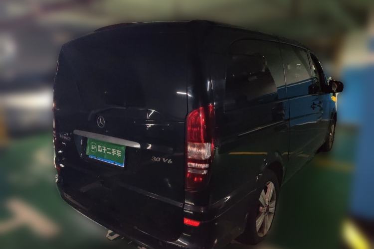 Used Mercedes-Benz Viano 2013 3.0L Comfort Edition Rear Right 45 Deg