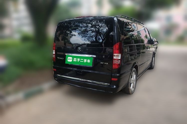 Used Mercedes-Benz Viano 2013 3.0L Navigator Edition Rear Right 45 Deg