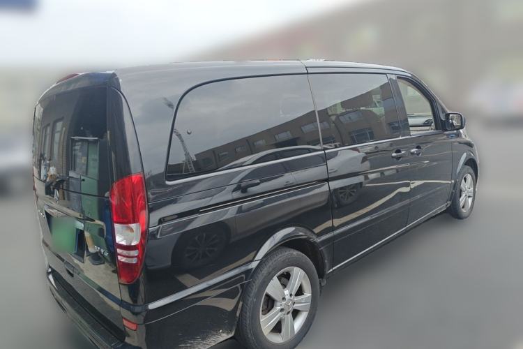 Used Mercedes-Benz Viano 2013 3.0L Comfort Edition Rear Right 45 Deg