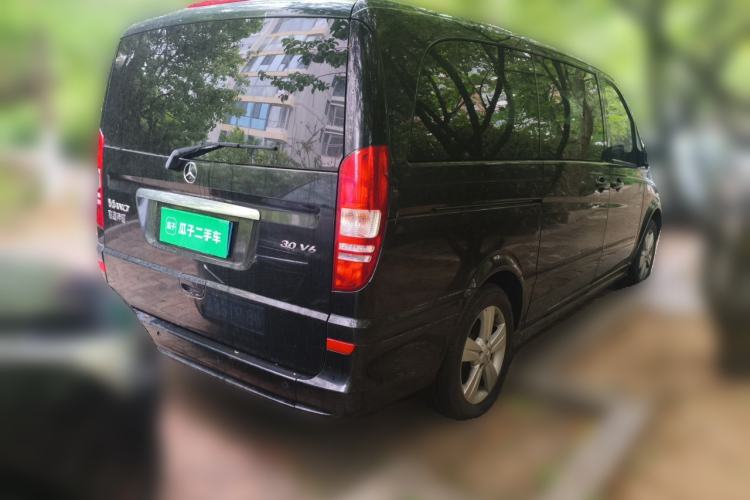 Used Mercedes-Benz Viano 2013 3.0L Comfort Edition Rear Right 45 Deg