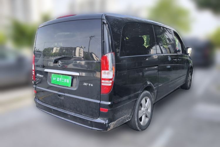 Used Mercedes-Benz Viano 2013 3.0L Comfort Edition Rear Right 45 Deg