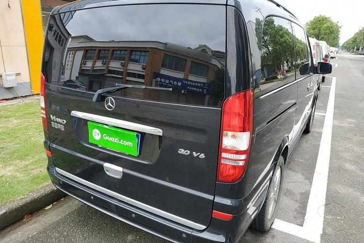 Used Mercedes-Benz Viano 2013 3.0L Navigator Edition Rear Right 45 Deg