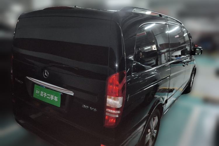 Used Mercedes-Benz Viano 2013 3.0L Navigator Edition Rear Right 45 Deg