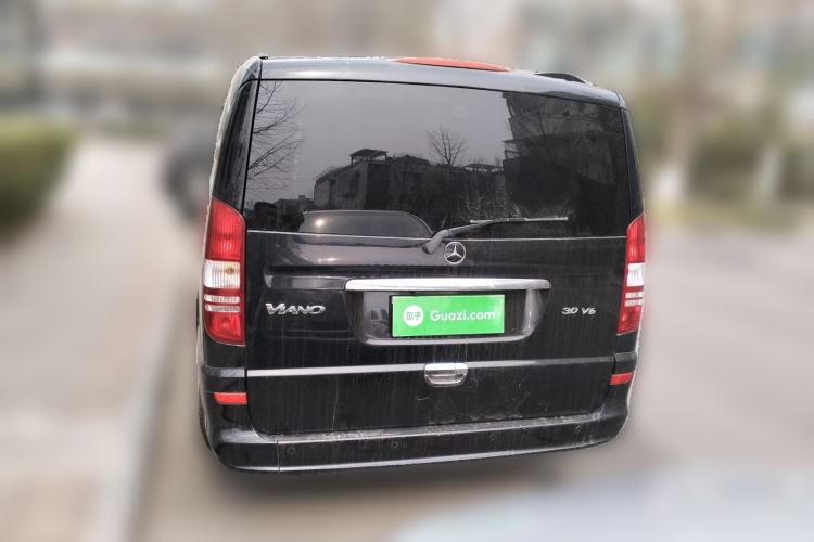 Used Mercedes-Benz Viano 2013 3.0L Hospitality Edition Rear