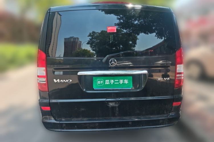 Used Mercedes-Benz Viano 2013 3.0L Navigator Edition Rear