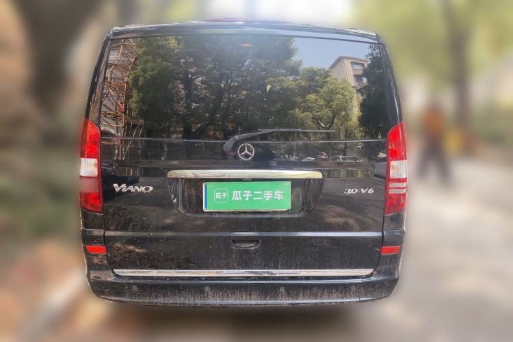 Used Mercedes-Benz Viano 2013 3.0L Navigator Edition Rear