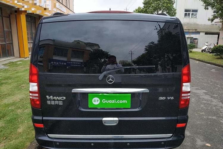 Used Mercedes-Benz Viano 2013 3.0L Navigator Edition Rear