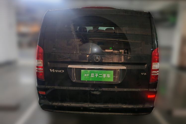 Used Mercedes-Benz Viano 2013 3.0L Navigator Edition Rear