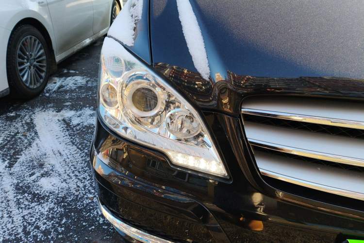 Used Mercedes-Benz Viano 2013 3.0L Navigator Edition Right Front Headlight